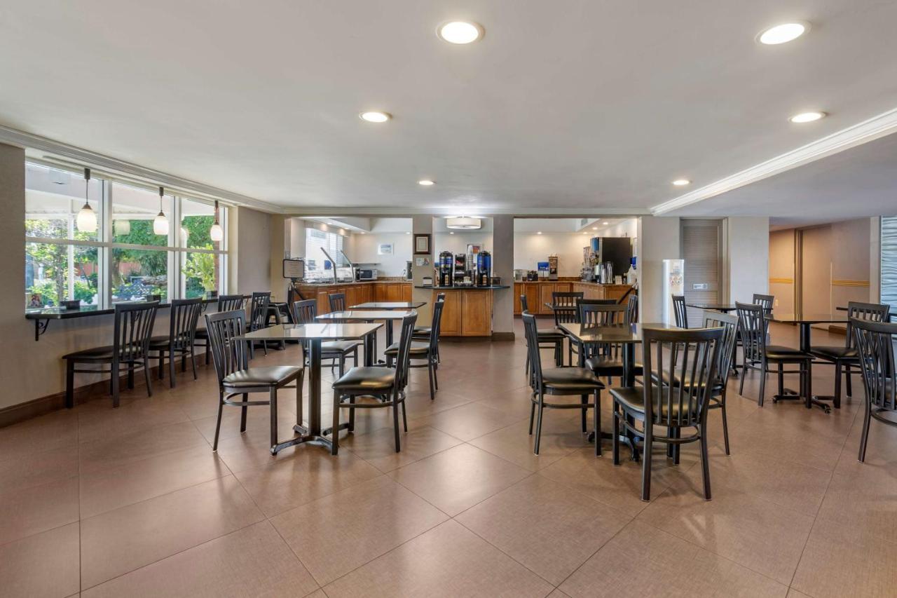 Best Western Palm Beach Lakes West Palm Beach Bagian luar foto