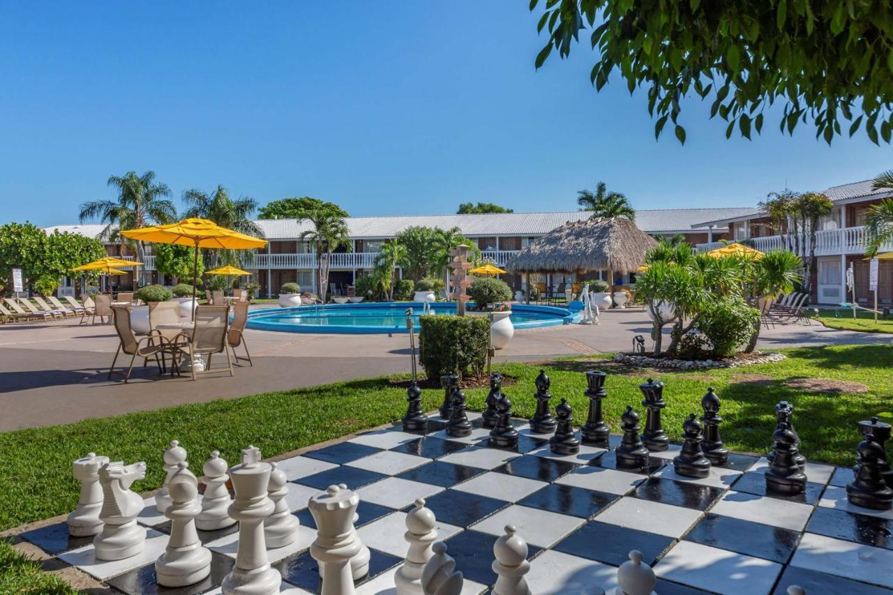 Best Western Palm Beach Lakes West Palm Beach Bagian luar foto